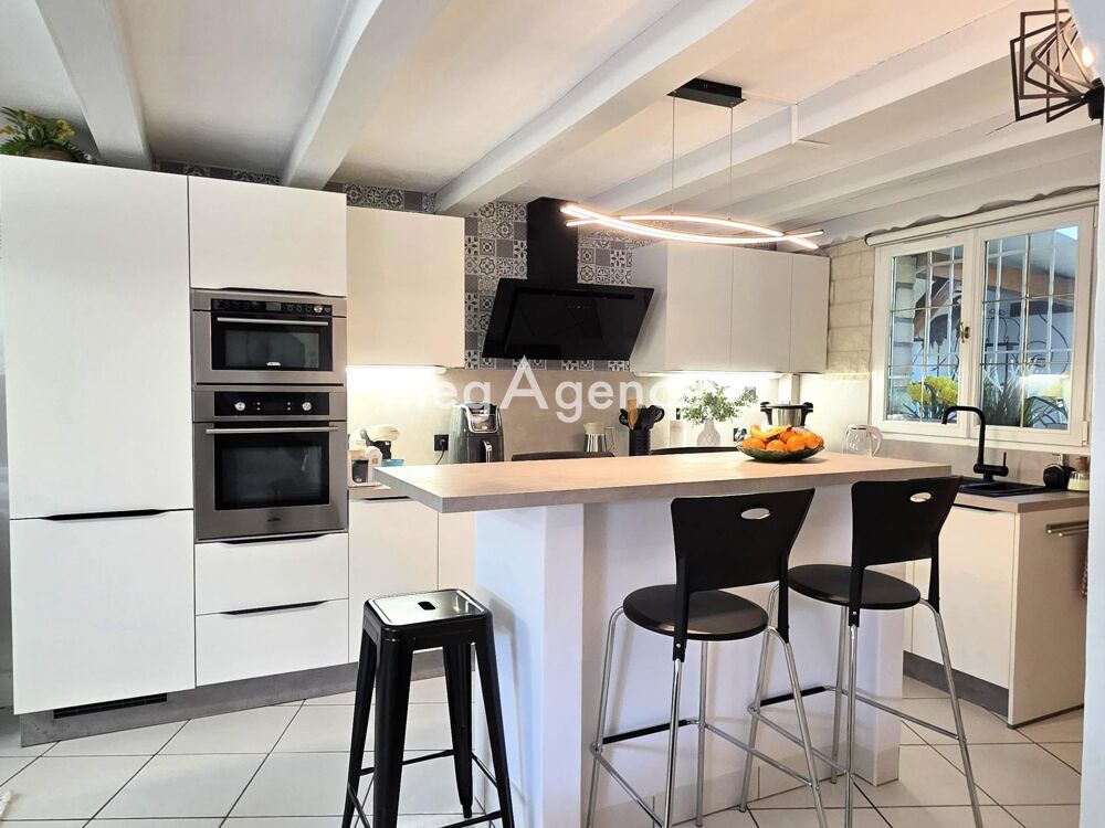 Vente Maison Montfermeil Maison rénovée 120m² 6 pièces terrain 300m² Montfermeil
