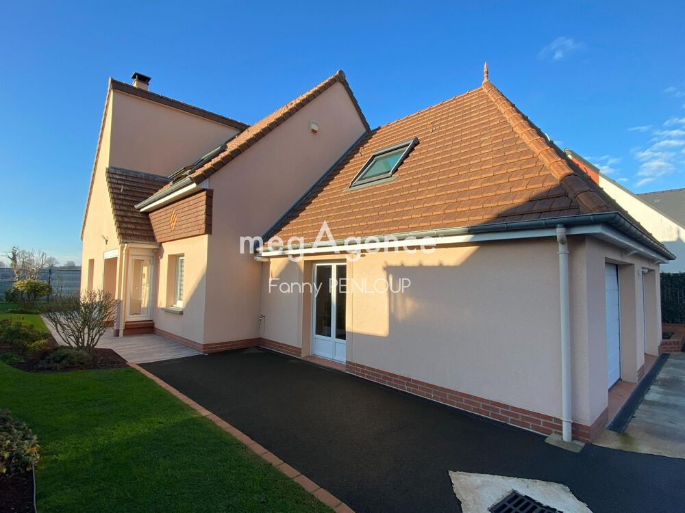 Vente Maison Maison en parfait état avec vie de plain-pied, double garage, jardin clos Vire normandie