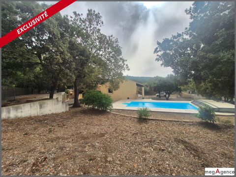   Villa lumineuse, piscine, avec un grand sous-sol Maison - 4 pièce(s) - 85 m²