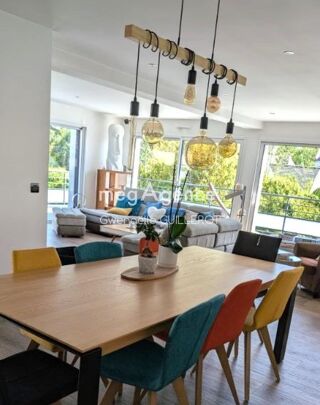  Maison à vendre 7 pièces 220 m²