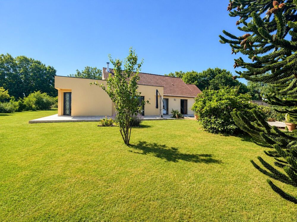 Vente Maison Maison 183 m² avec un très beau jardin et dépendances Mulsanne