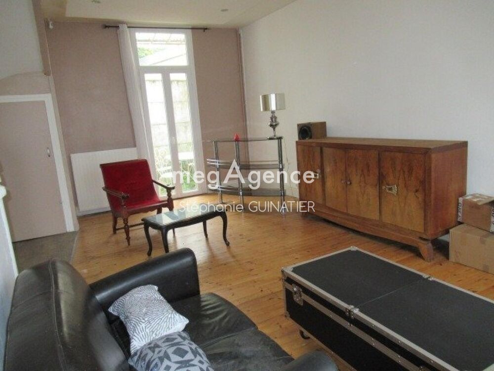 Vente Maison Maison 106 m², 3 chambres 2 terrasses, cave. Saint-yorre