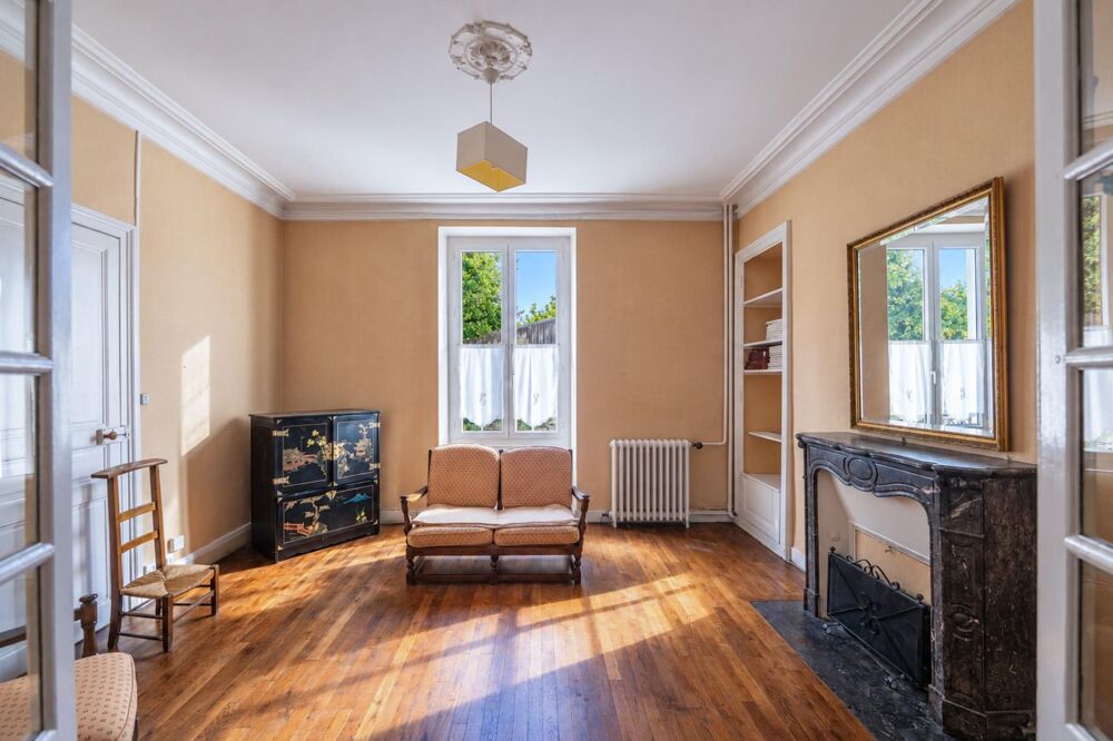 Vente Maison Mancelle quatre chambres au pied du jardin des plantes Le mans
