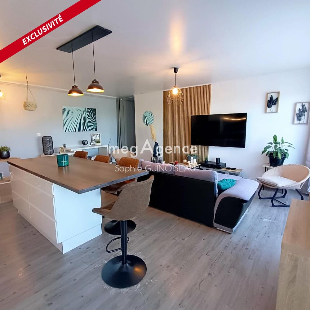 Vente Appartement Les Richardières - Appartement T3 : 2 chambres, balcon, ascenseur. Cholet