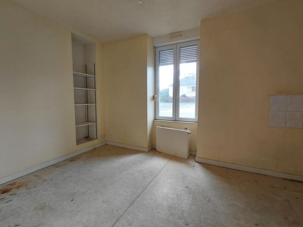 Vente Immeuble Immeuble composé de 4 lots sur 2 niveaux, parking Couptrain