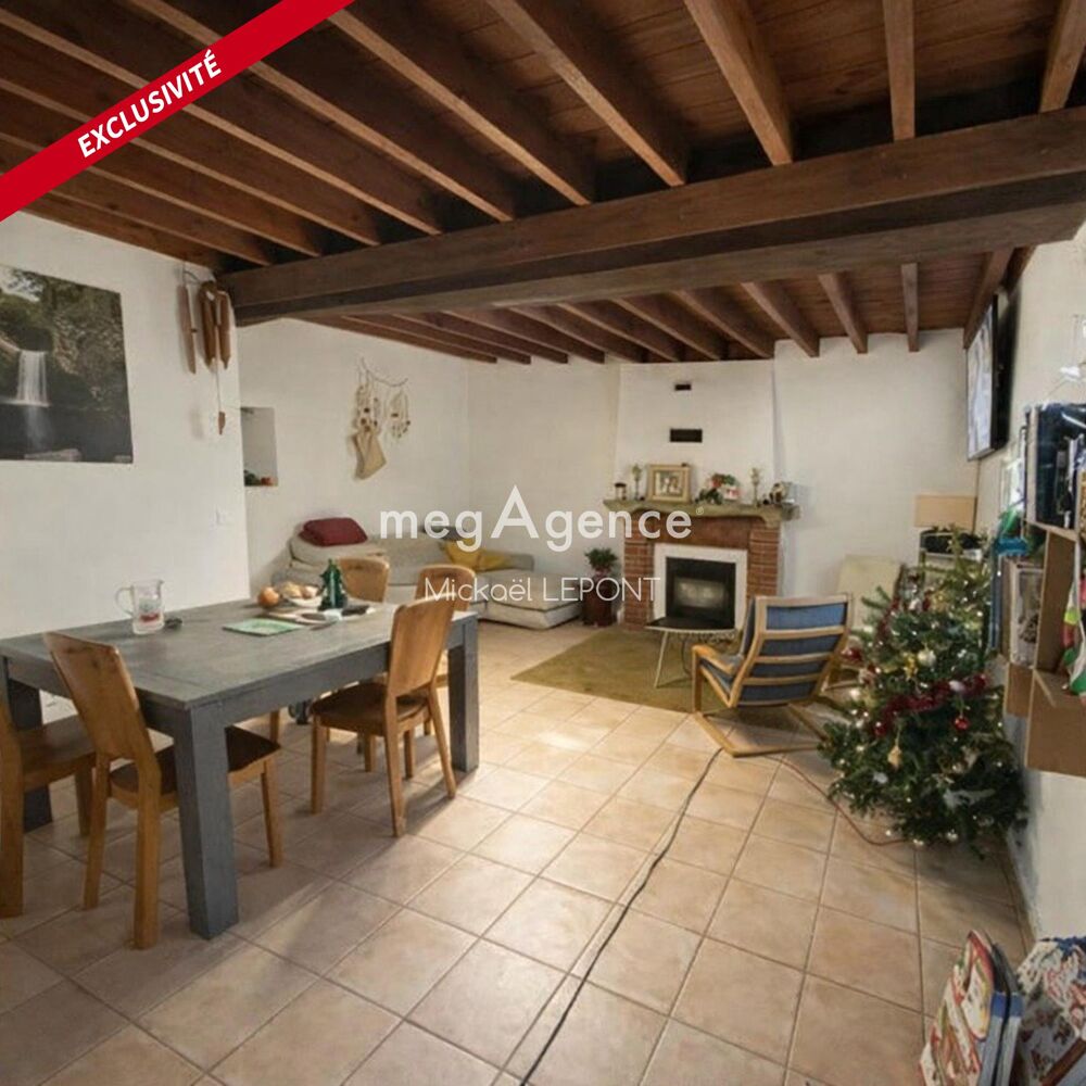 Maison au calme  3 chambres  grand terrain 3200 m²  dépendances