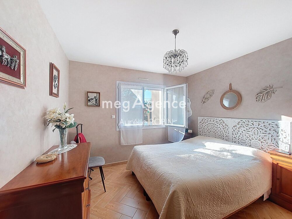 Vente Maison Pavillon 130m² 3 chambres et un bureau Somloire