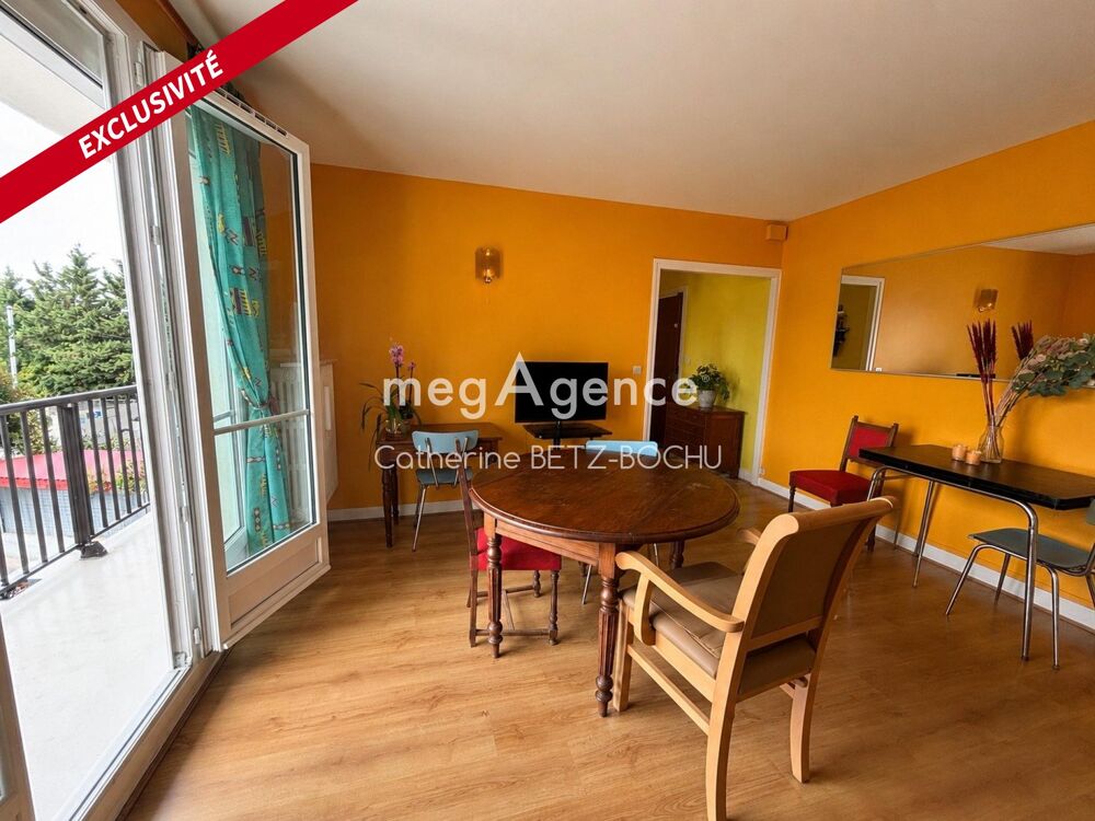 2 pièces 40 m² avec balcon, parking et cave, proche quais de Seine