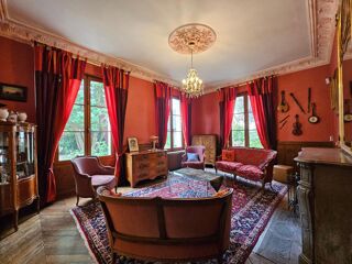  Maison  vendre 8 pices 210 m