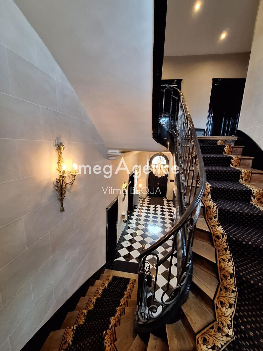  vendre  Htel Particulier Sens (89100)