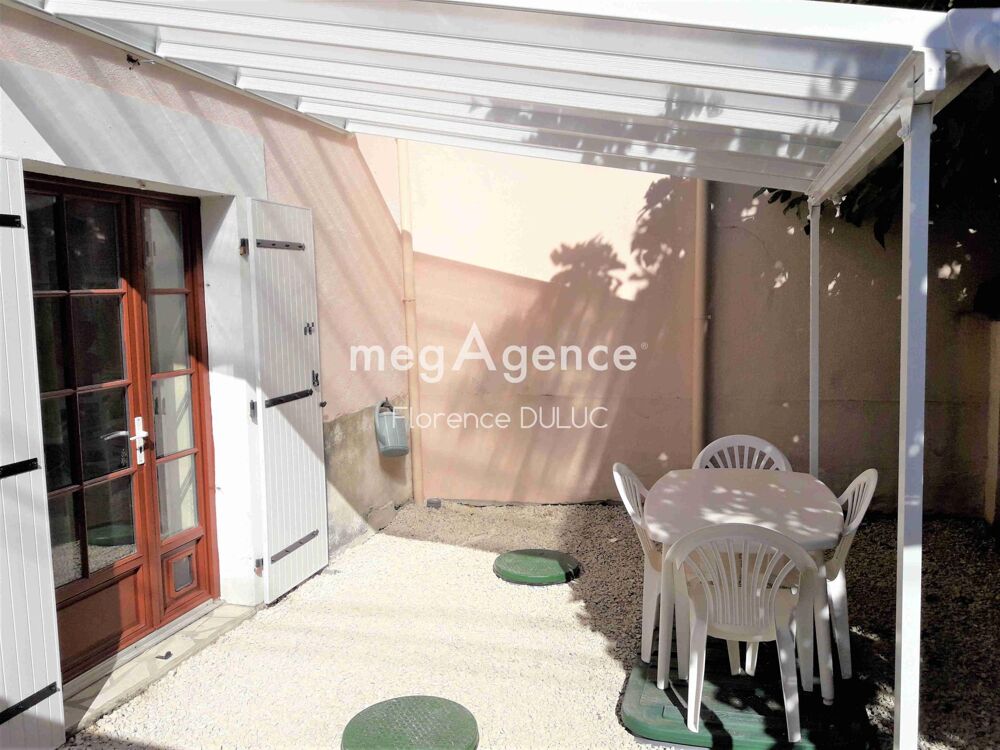 MAISON EN CAMPAGNE PROCHE AULNAY-DE-SAINTONGE