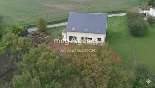  Maison  vendre 2 pices 310 m