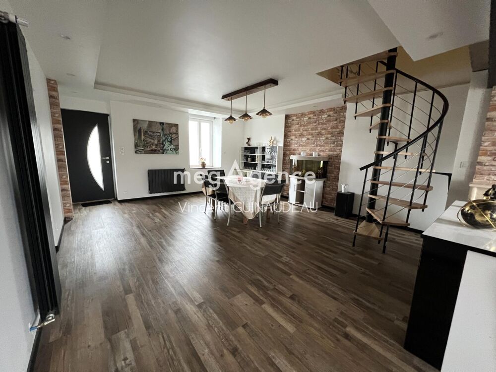 Jolie Maison à la Romagne