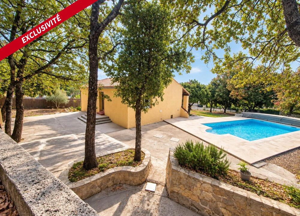 Maison avec piscine, box de 22m² et grand sous-sol