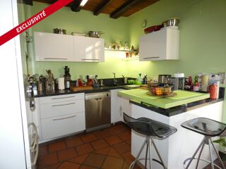  Maison � vendre 8 pi�ces 234 m�