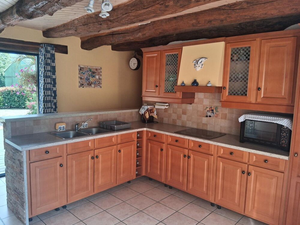 Vente Maison Maison pierre T6 163m² sur jardin arboré 1137m² Auray