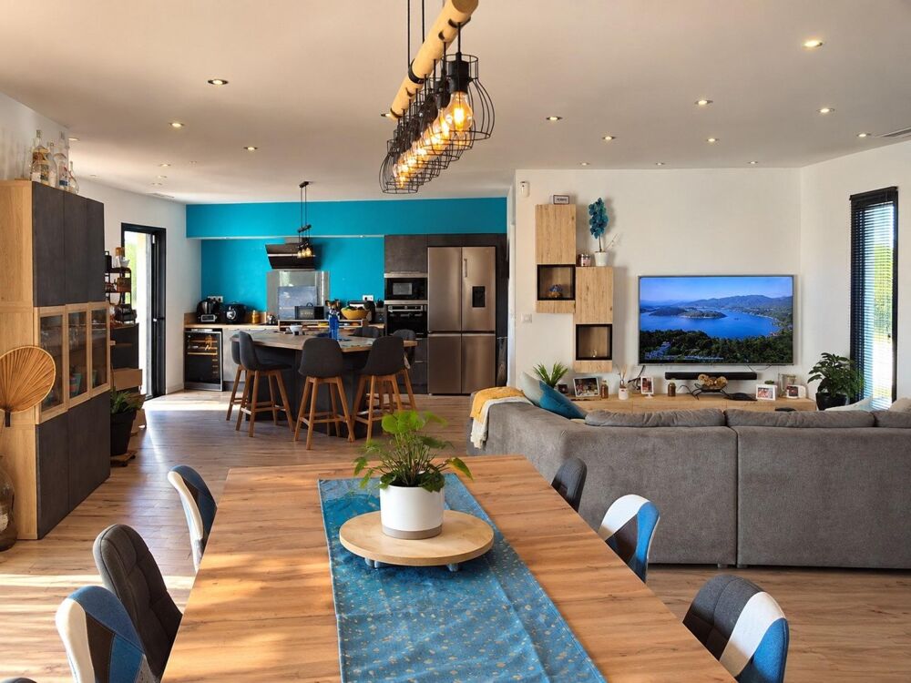 Vente Maison Villa contemporaine 181 m² – 3 suites – Piscine – Garage 55 m² Homps