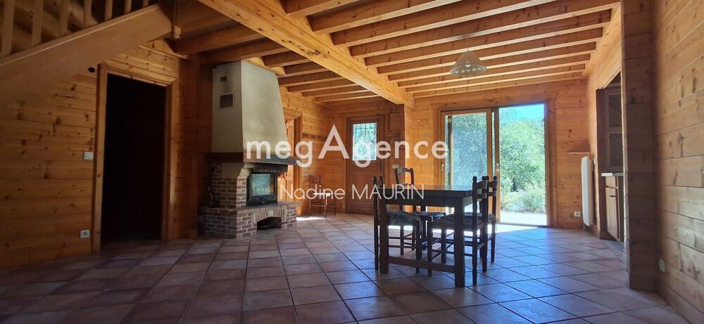 Vente Maison Chalet en bois de 138 m² de 4 chambres sur un terrainde 73862m² Veilleins