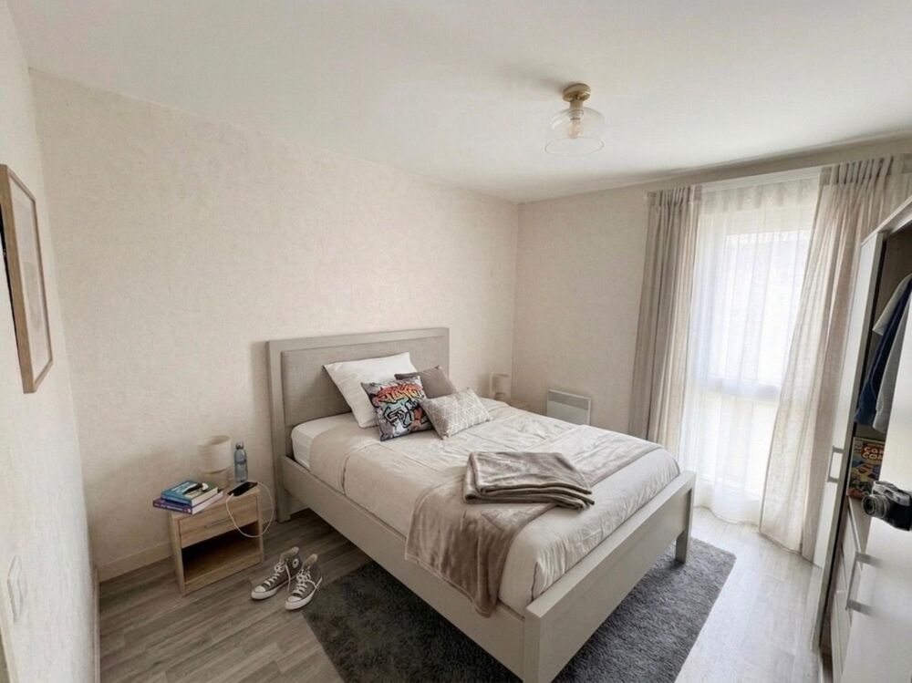 ROUEN RIVE GAUCHE - T3 Lumineux de 71m² avec Balcon et Box Fermé - Idéal Famille ou Investissement (800€/mois)