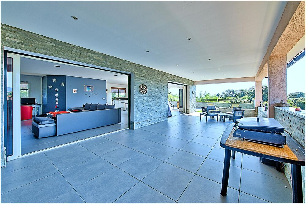 � vendre  Maison Solaro (20240)