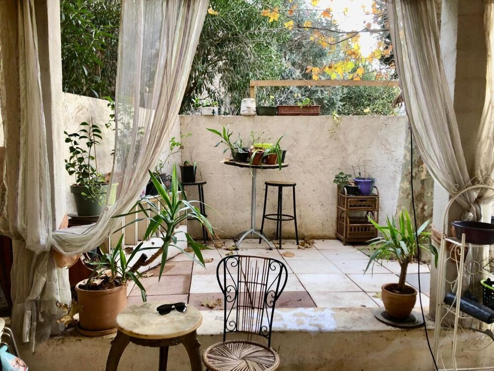 ?AGDE - Appartement de charme 3 pièces avec jardin privatif 40m2 - Proche mer et commodités