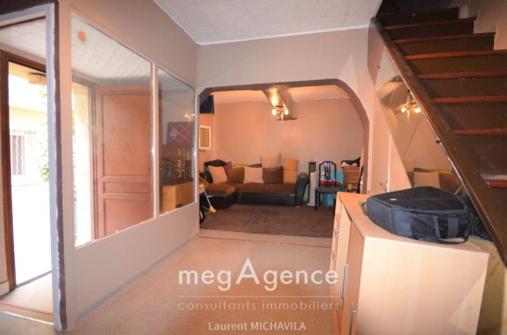 Maison de village de 85m2 avec garage de 40m2 ouvrant sur le parc ??
