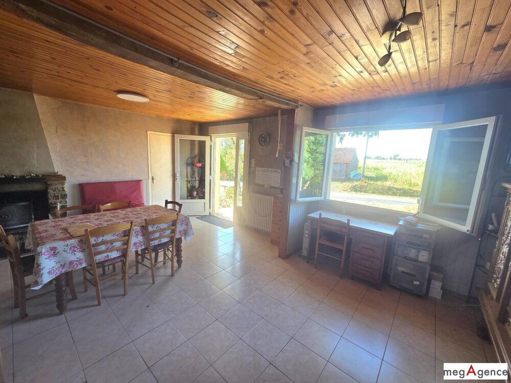 Vente Maison Maison en pierre 110m2 sur terrain d'environ 13 300m2  - 3 chambres Montreuil-des-landes
