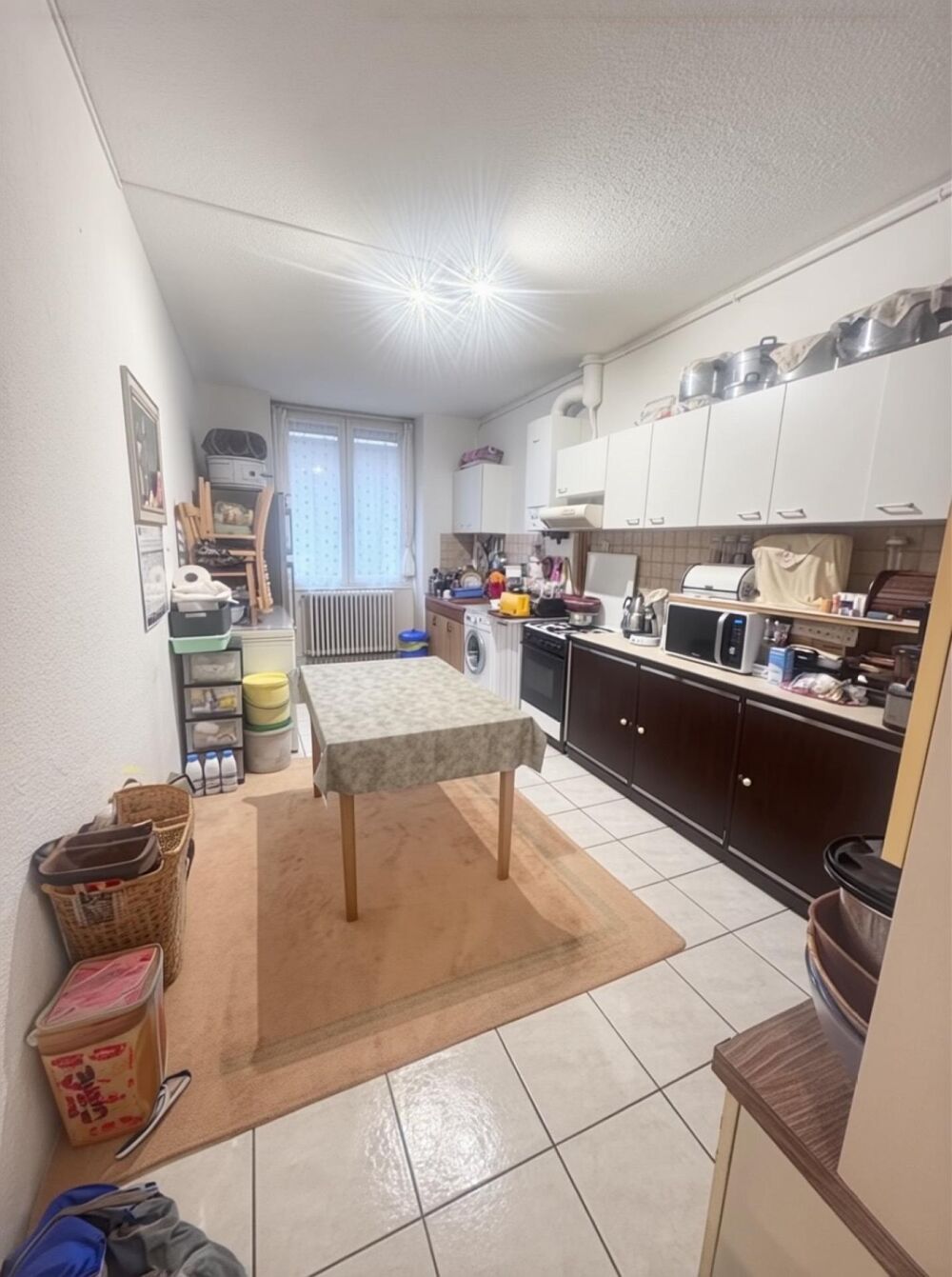 Situé dans la ville dynamique de Saint-Étienne (42000),(rue Beaubrun)