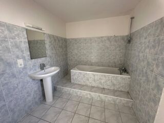  Immeuble à vendre 225 m²