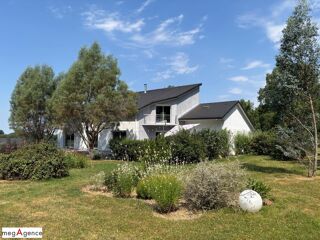  Maison à vendre 10 pièces 276 m²