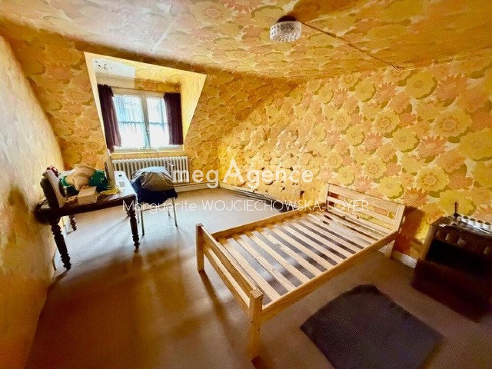 Ensemble immobilier à rénover de 135 m2 à rénover + terrain non attenant de 288 m2