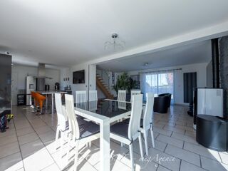  Maison à vendre 7 pièces 208 m²