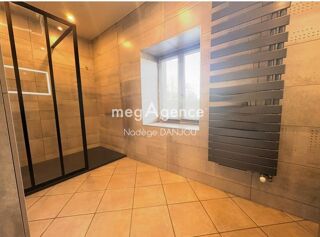  Maison � vendre 8 pi�ces 180 m�