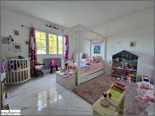  Maison à vendre 8 pièces 237 m²