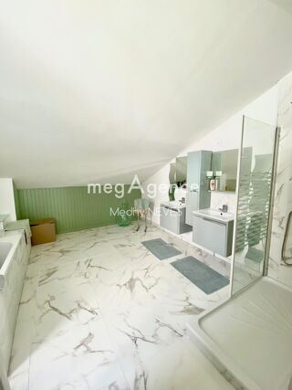  Maison � vendre 8 pi�ces 226 m�