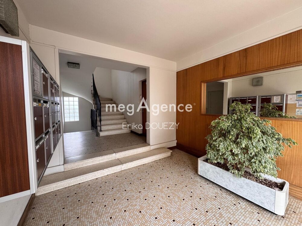 Appartement T1 BIS 35m² - Au calme, place de parking