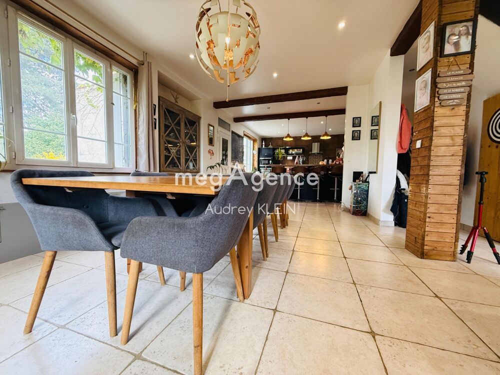 Belle propriété au calme avec terrain, piscine et box équestre