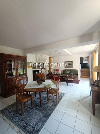  Maison � vendre 8 pi�ces 261 m�