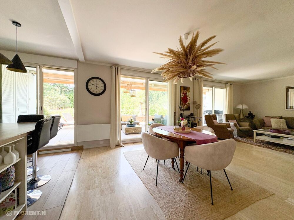 Vente Appartement CHARBONNIERES LES BAINS - T5 - Vaste Terrasse Charbonnieres-les-bains