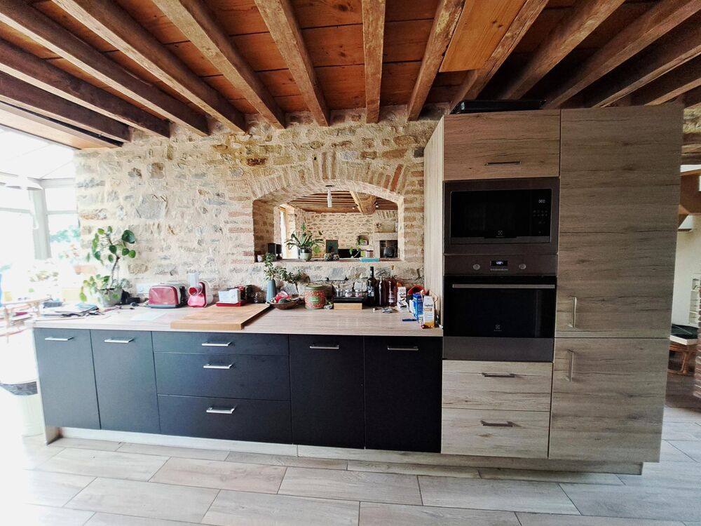 Maison 4 chambres, dépendance, 4 hectares, rivière