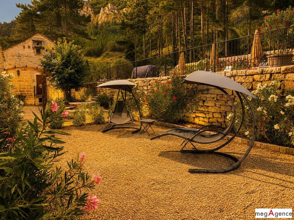 Gorges du Tarn  Bien touristique rentable + gros potentiel (rare)