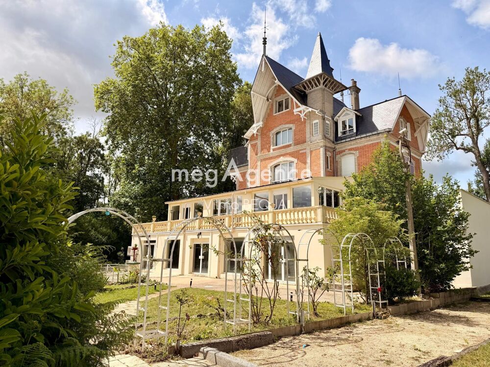 à vendre  Propriété/château Villeperrot (89140)