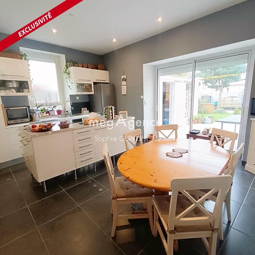 Vente Maison BIEN DE CARACTÈRE AU CŒUR DE CHOLET, 5 chambres. Cholet