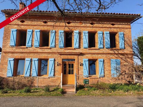   Proche Gragnague superbe maison traditionelle de type Toulousaine . sur 2500m� de terrain avec chai am�nageable et piscine . Maison - 9 pi�ce(s) - 261 m�
