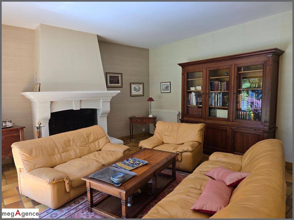 Vente Maison Maison en pierre 225 m², 9 pièces sur 1000 m² de terrain Lécousse