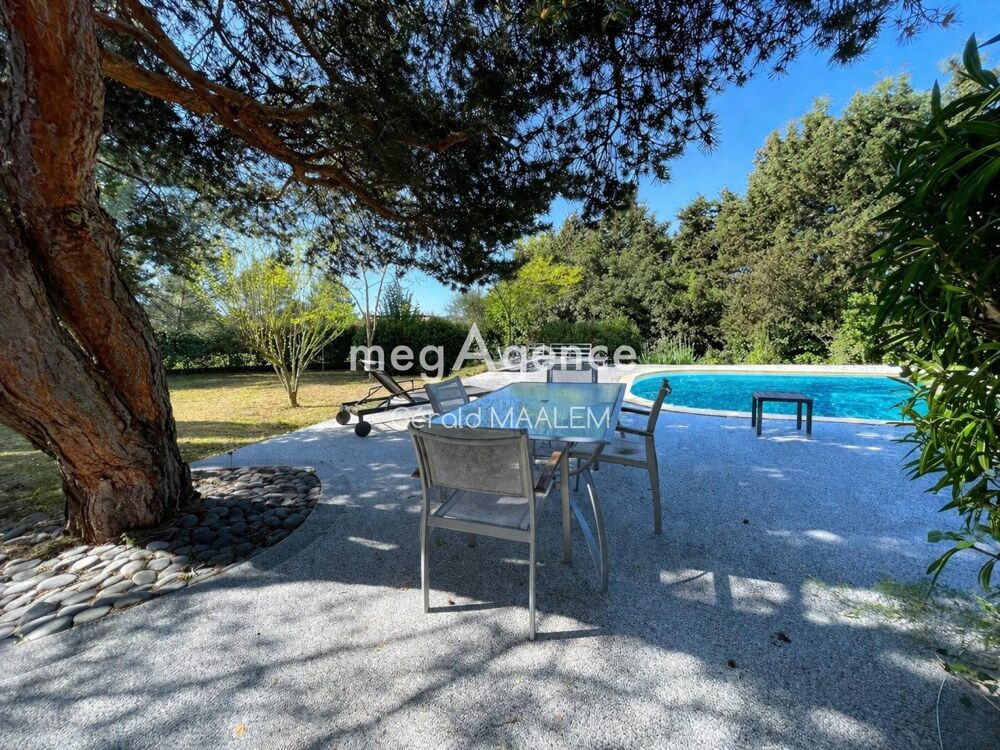 Villa de 130m² avec piscine à Bagnols-en-Forêt