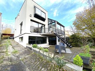  Maison  vendre 7 pices 260 m