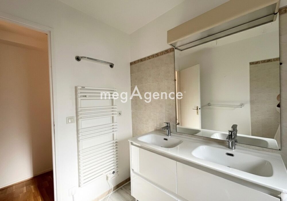 à vendre  Maison Saint-Nom-la-Bretèche (78860)
