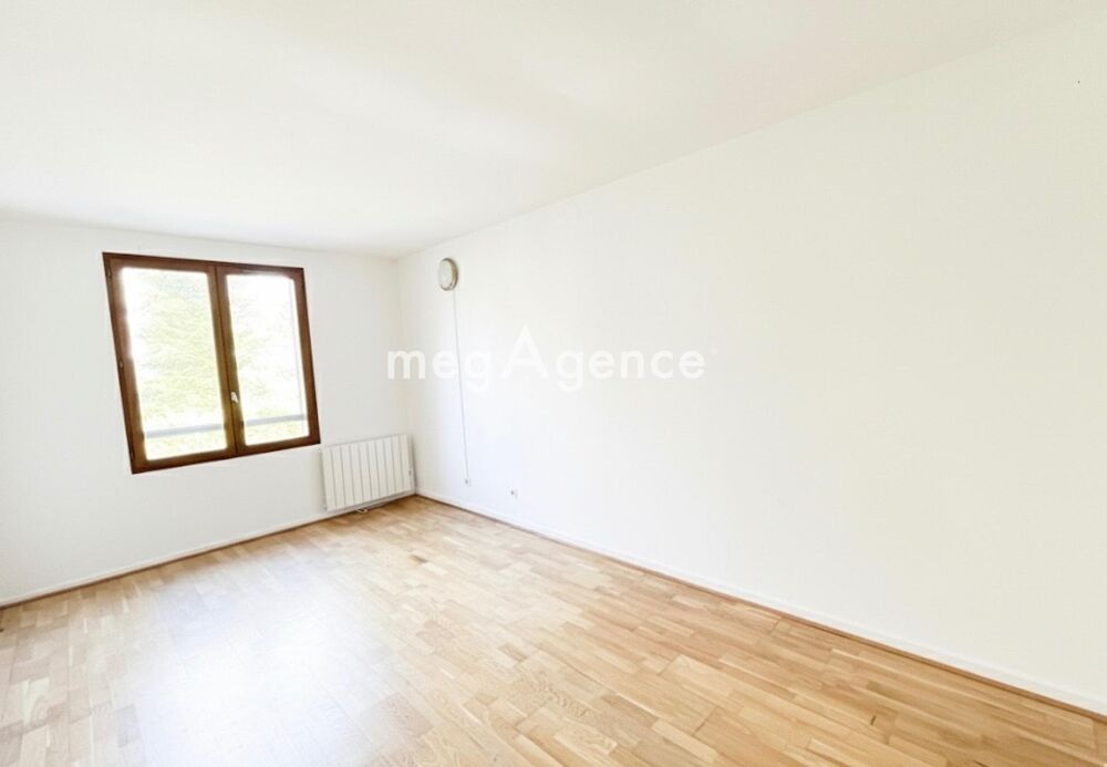 à vendre  Maison Saint-Nom-la-Bretèche (78860)