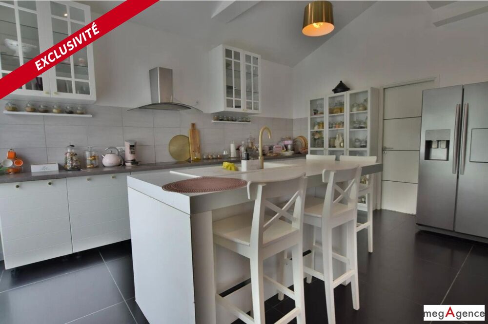 Vente Maison Un véritable havre de paix : succombez au cachet de cette maison de charme alliant prestations haut de gamme et esprit 'bord de Gorges